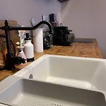 Annabella's Place Apartment