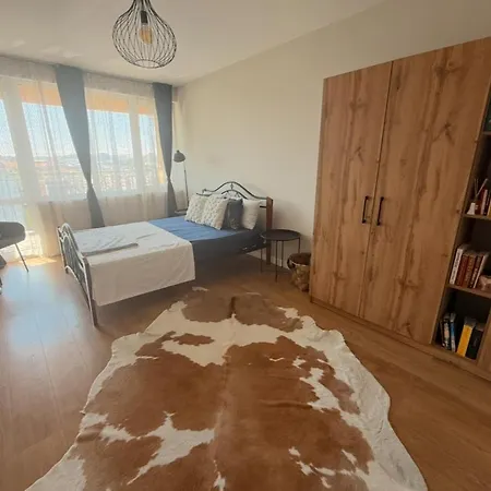 Annabella's Place Apartment *